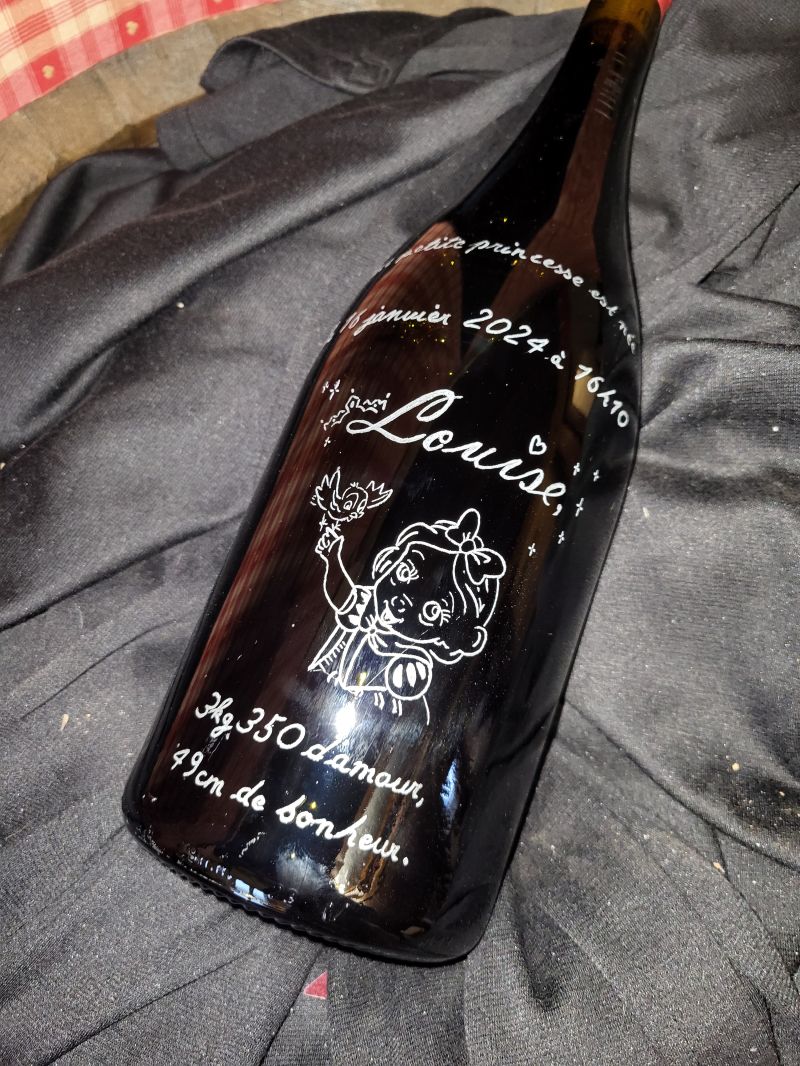 Bouteille de vin naissance 