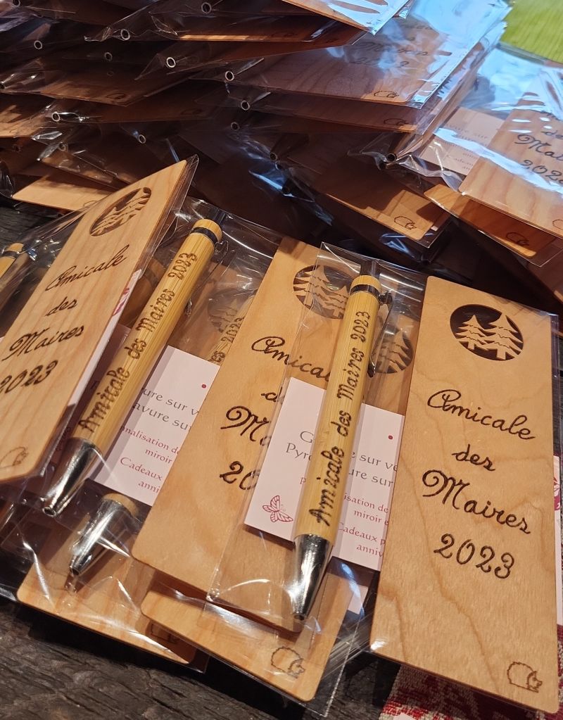 Cadeaux individuel amicale des maires 