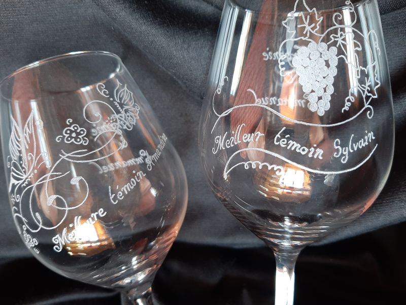 Verre &agrave; vin t&eacute;moin 