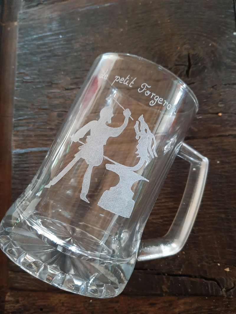 Choppe bi&egrave;re forgeron